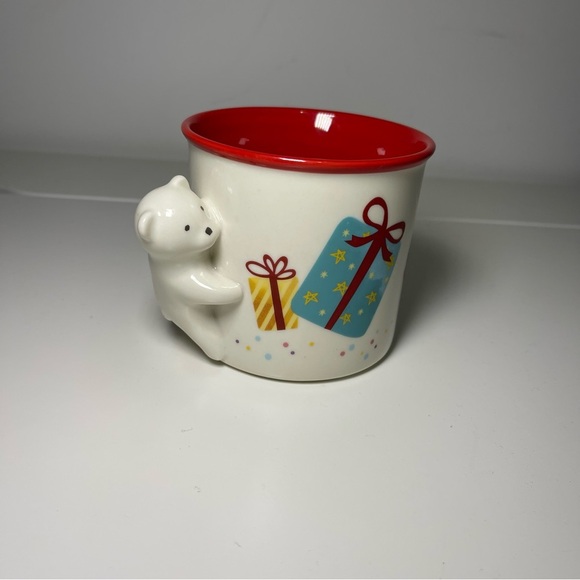 Starbucks Holiday Mug Rare White Red Polar Bear Penguin 12oz Christmas Gift - Picture 2 of 6